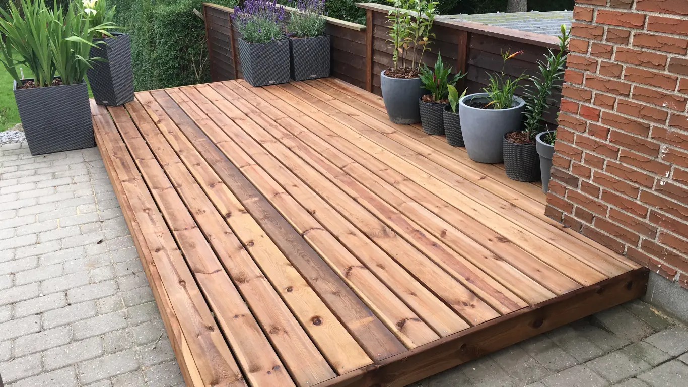 Decking in East Grinstead